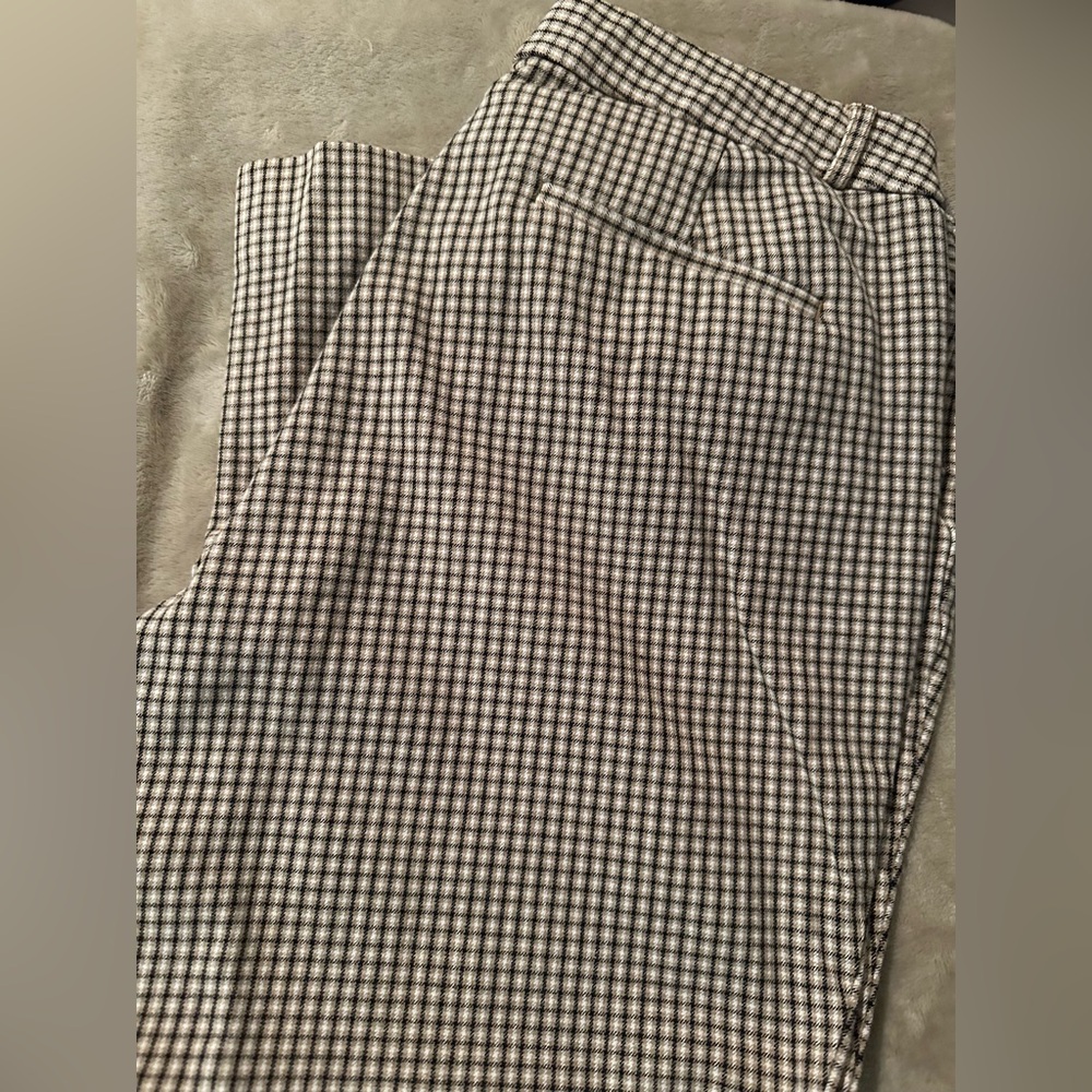Banana Republic Factory Sloan curvy fit pants - Picture 3 of 9